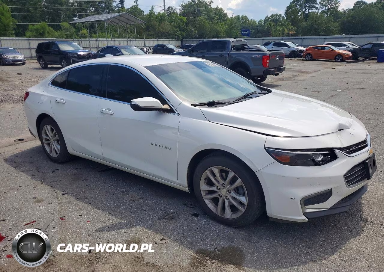 2017 Chevrolet Malibu Lt VIN:1G1ZE5ST8HF271953 - 4