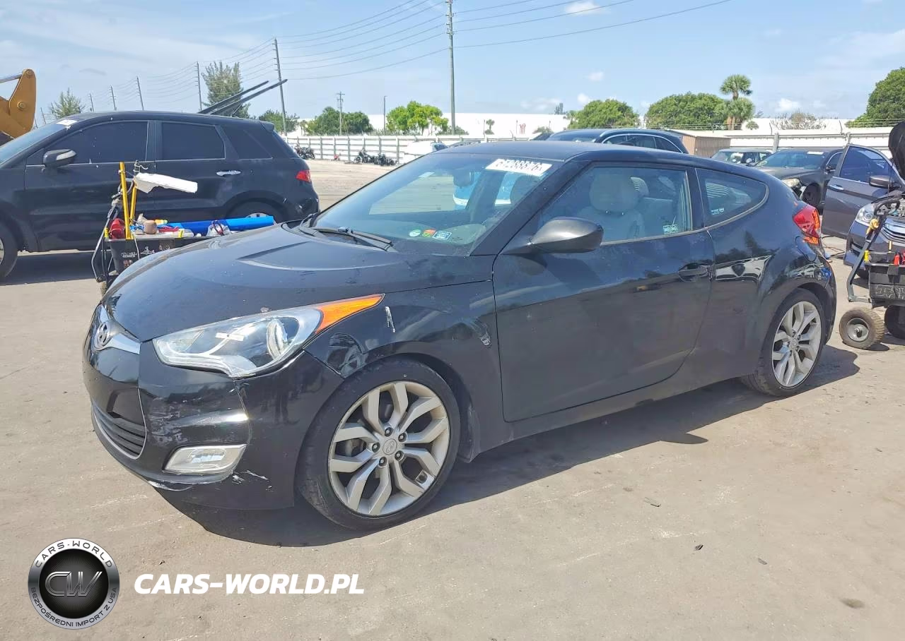 2013 Hyundai Veloster Base – zdjęcie 1 z 12