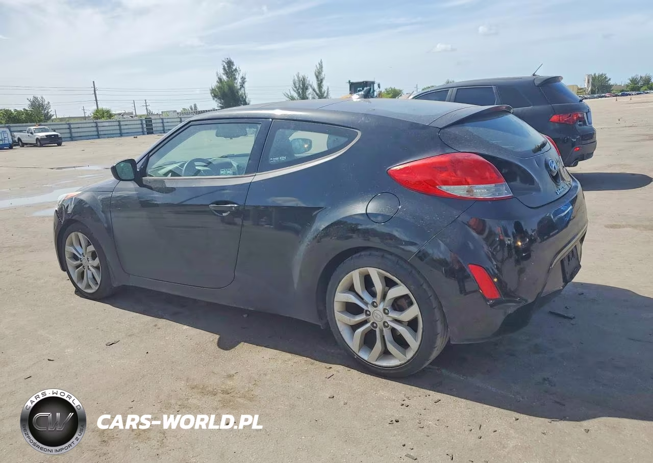 2013 Hyundai Veloster Base VIN:KMHTC6AD1DU102930 - 2