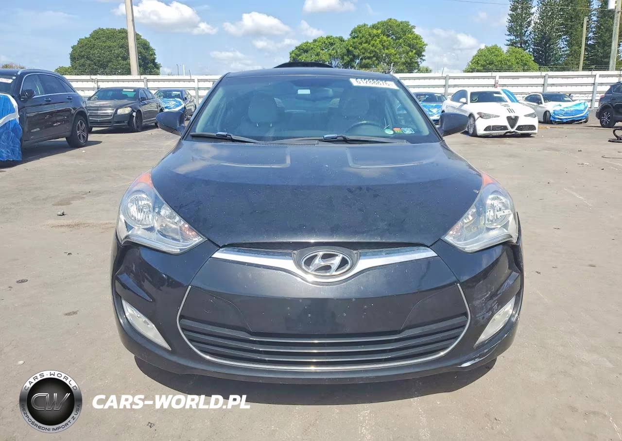 2013 Hyundai Veloster Base VIN:KMHTC6AD1DU102930 - 5