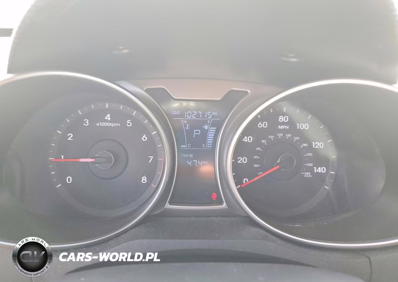 2013 Hyundai Veloster Base VIN:KMHTC6AD1DU102930 - 9