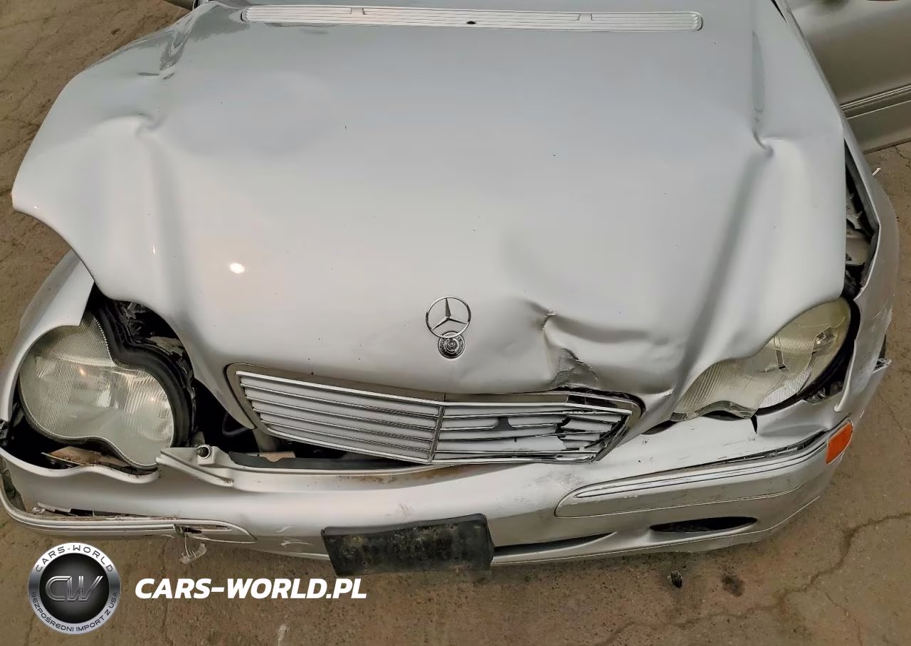 2004 Mercedes-Benz C 240 4Matic VIN:WDBRF81J64F552292 - 11