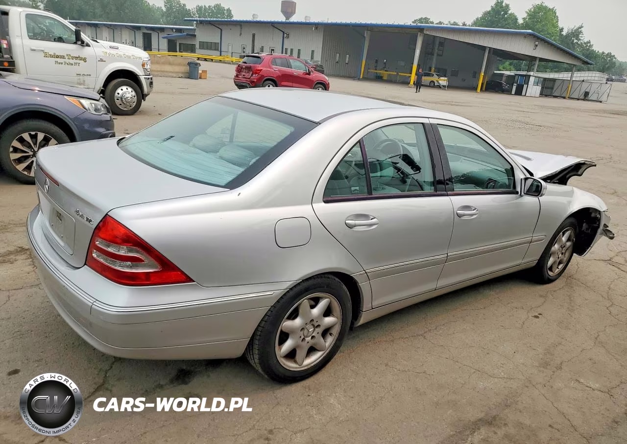 2004 Mercedes-Benz C 240 4Matic VIN:WDBRF81J64F552292 - 3