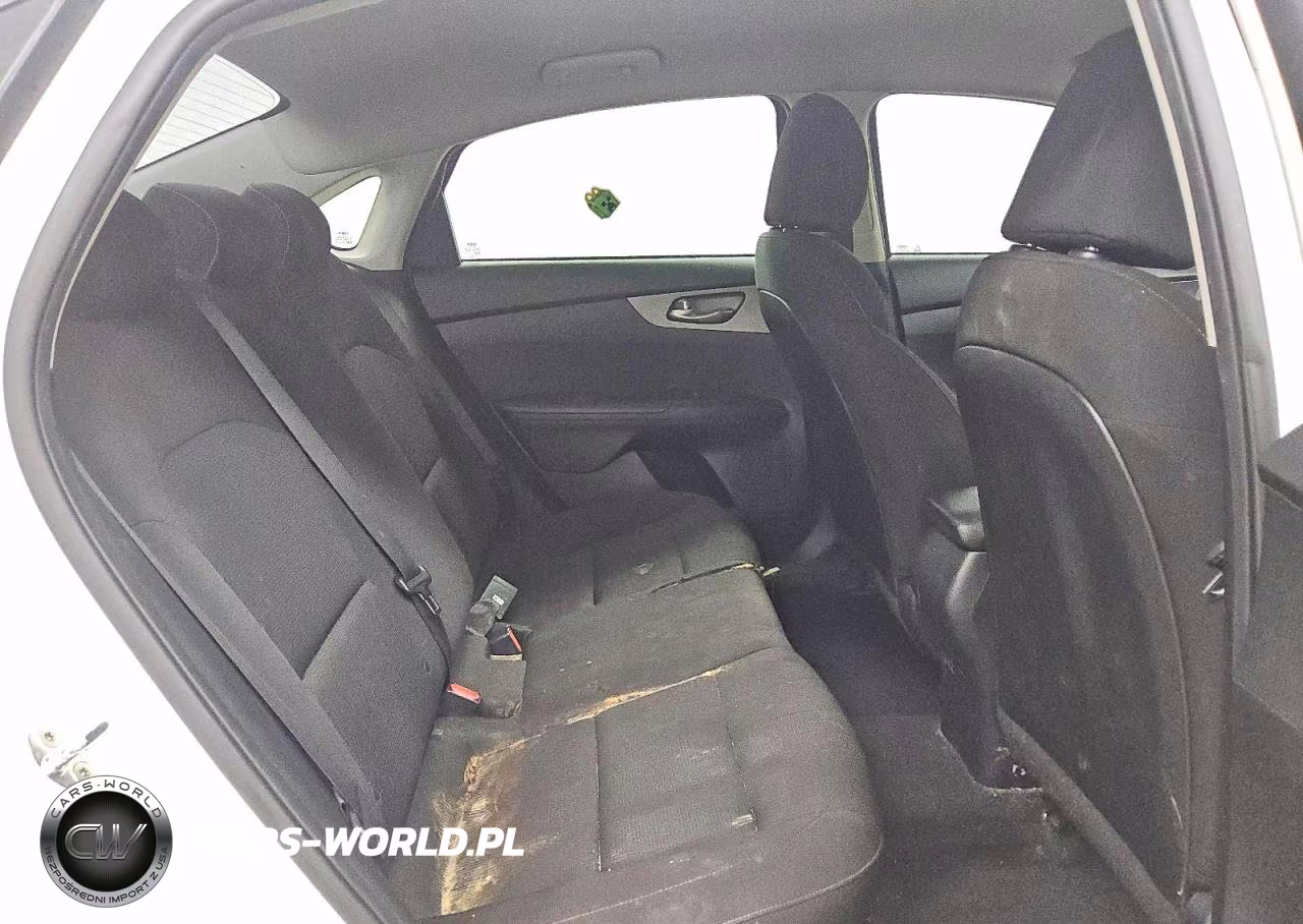 2021 Kia Forte Fe VIN:3KPF24AD0ME401137 - 10