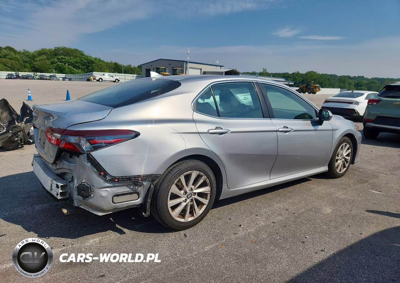 2023 Toyota Camry Le VIN:4T1C11AK5PU809105 - 3