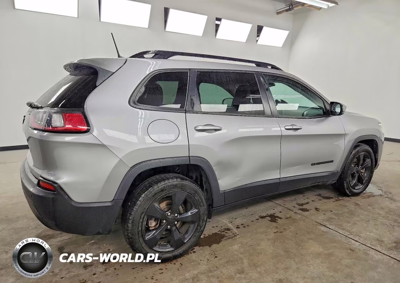 2021 Jeep Cherokee Latitude Plus VIN:1C4PJLLB1MD151034 - 3