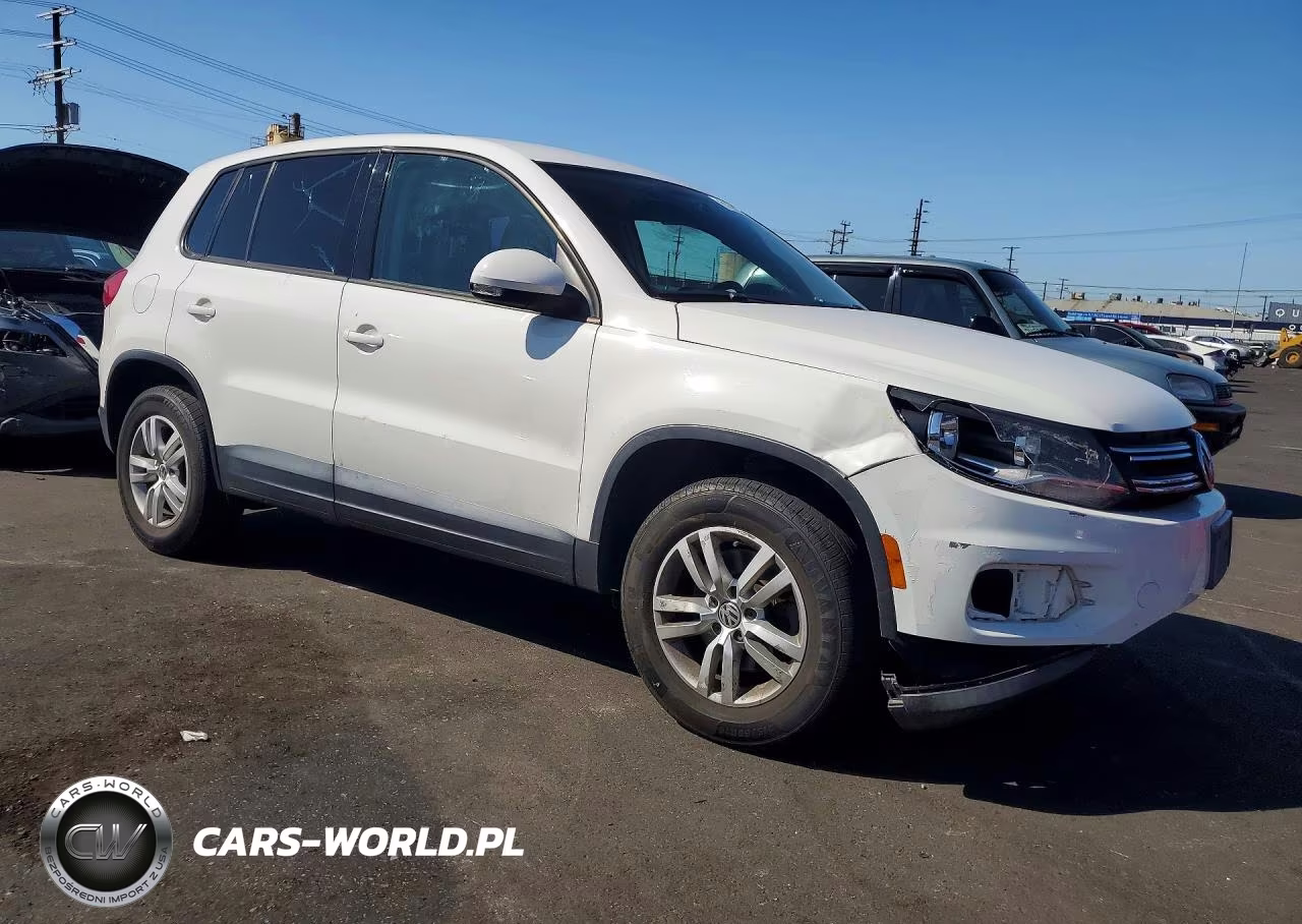 2013 Volkswagen Tiguan S-Se-Sel VIN:WVGAV3AX8DW571897 - 4