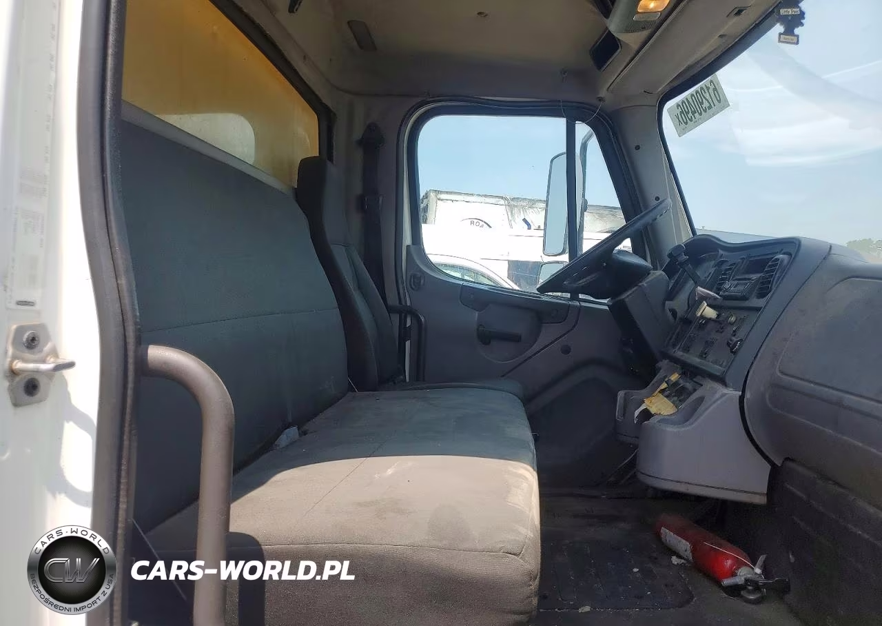 2012 Freightliner Business Class M2 Box Truck VIN:1FVACWDT5CHBP6560 - 11