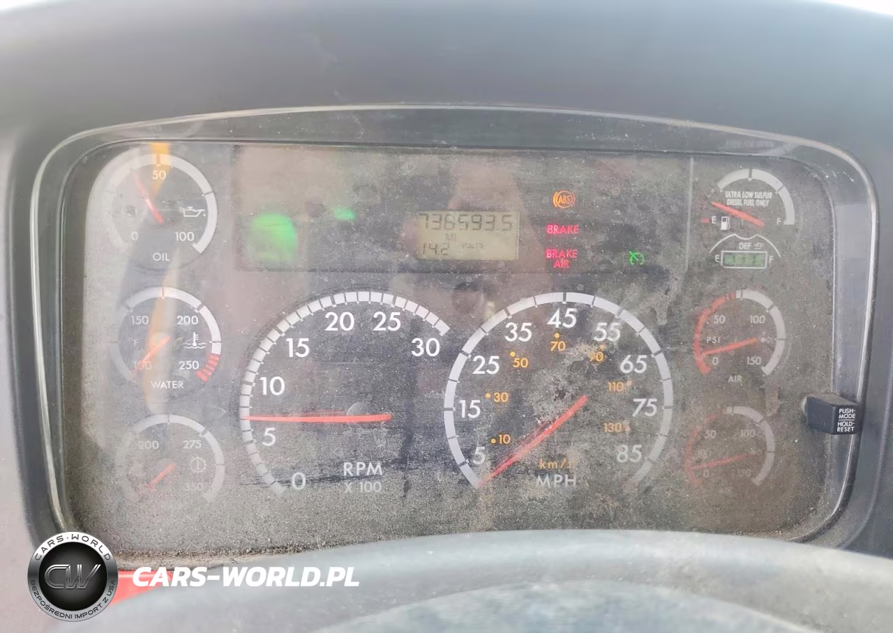2012 Freightliner Business Class M2 Box Truck VIN:1FVACWDT5CHBP6560 - 9