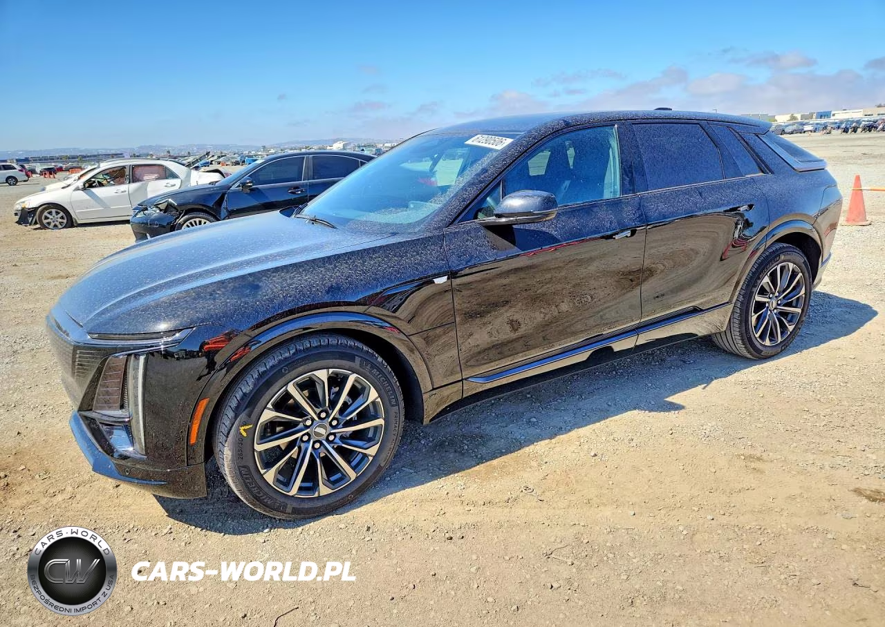 2025 Cadillac Lyriq Sport