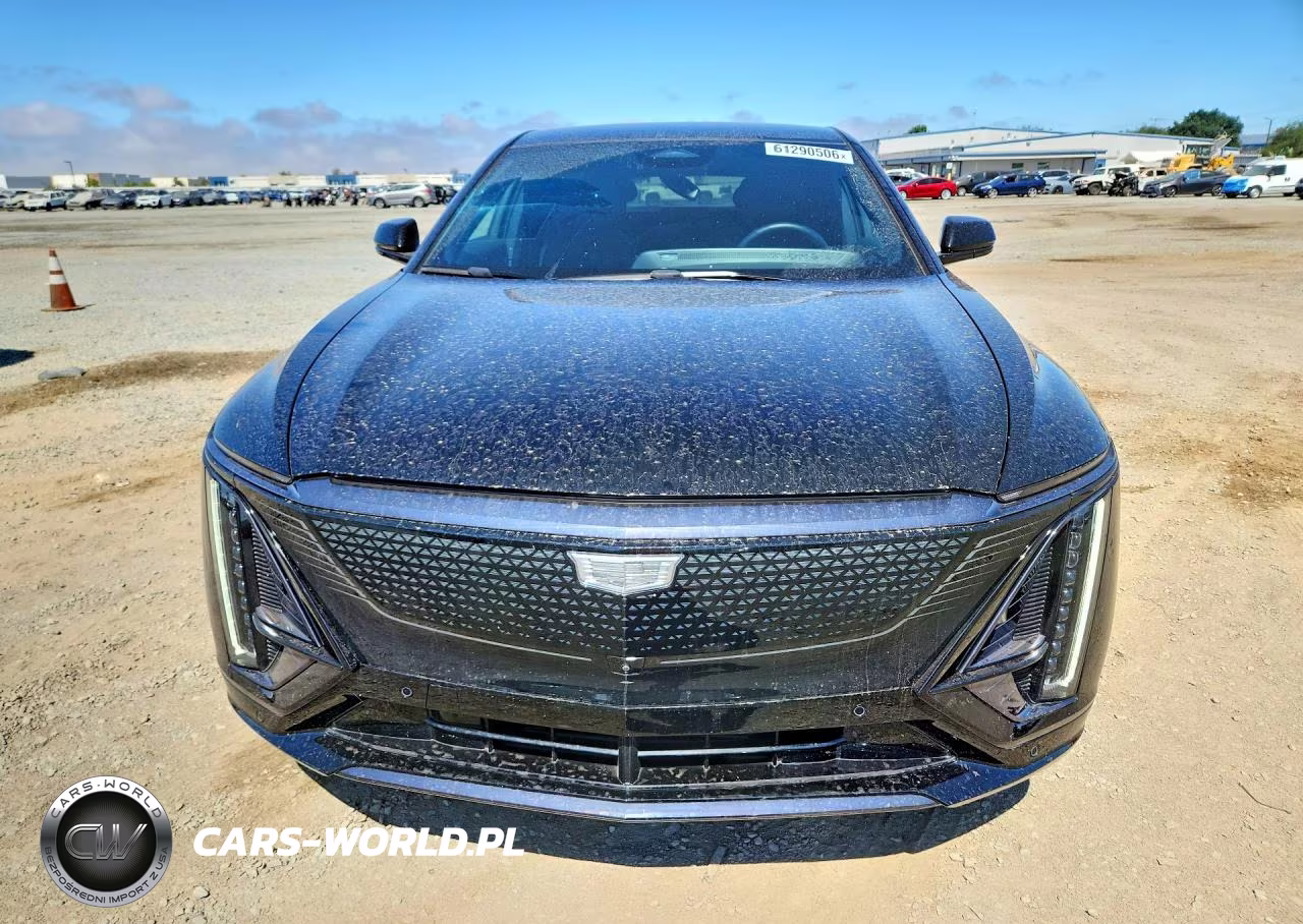2025 Cadillac Lyriq Sport VIN:1GYKPURK0SZ310884 - 5