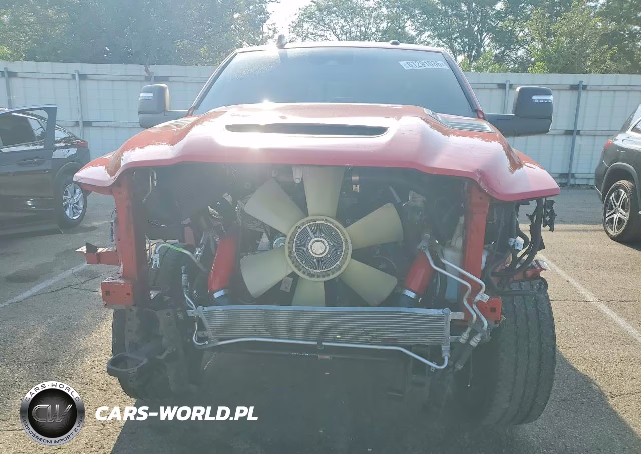 2024 Ram 3500 Laramie VIN:3C63R3EL8RG215228 - 5