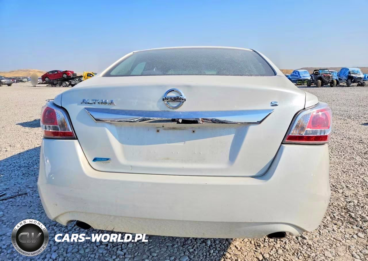 2015 Nissan Altima 2.5 S VIN:1N4AL3AP4FN330346 - 6