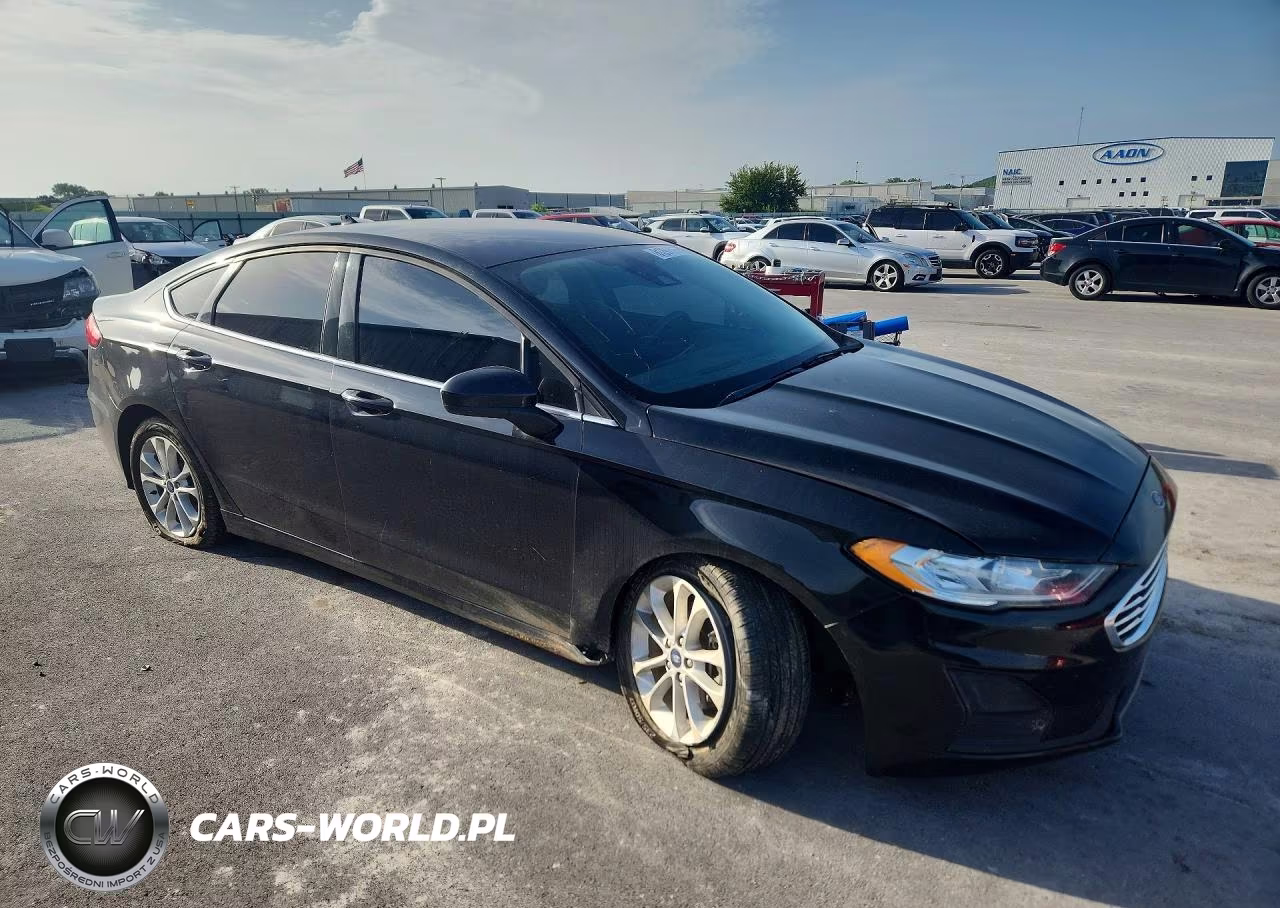 2020 Ford Fusion Se VIN:3FA6P0H70LR194479 - 4
