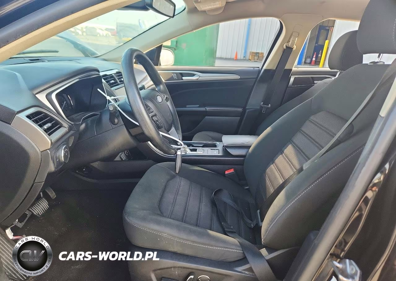 2020 Ford Fusion Se VIN:3FA6P0H70LR194479 - 7