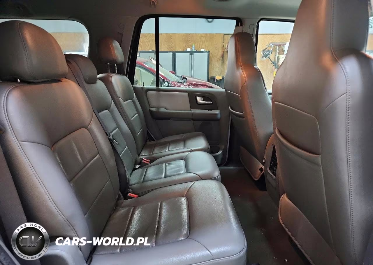 2004 Ford Expedition Xlt VIN:1FMPU16L64LB49832 - 11