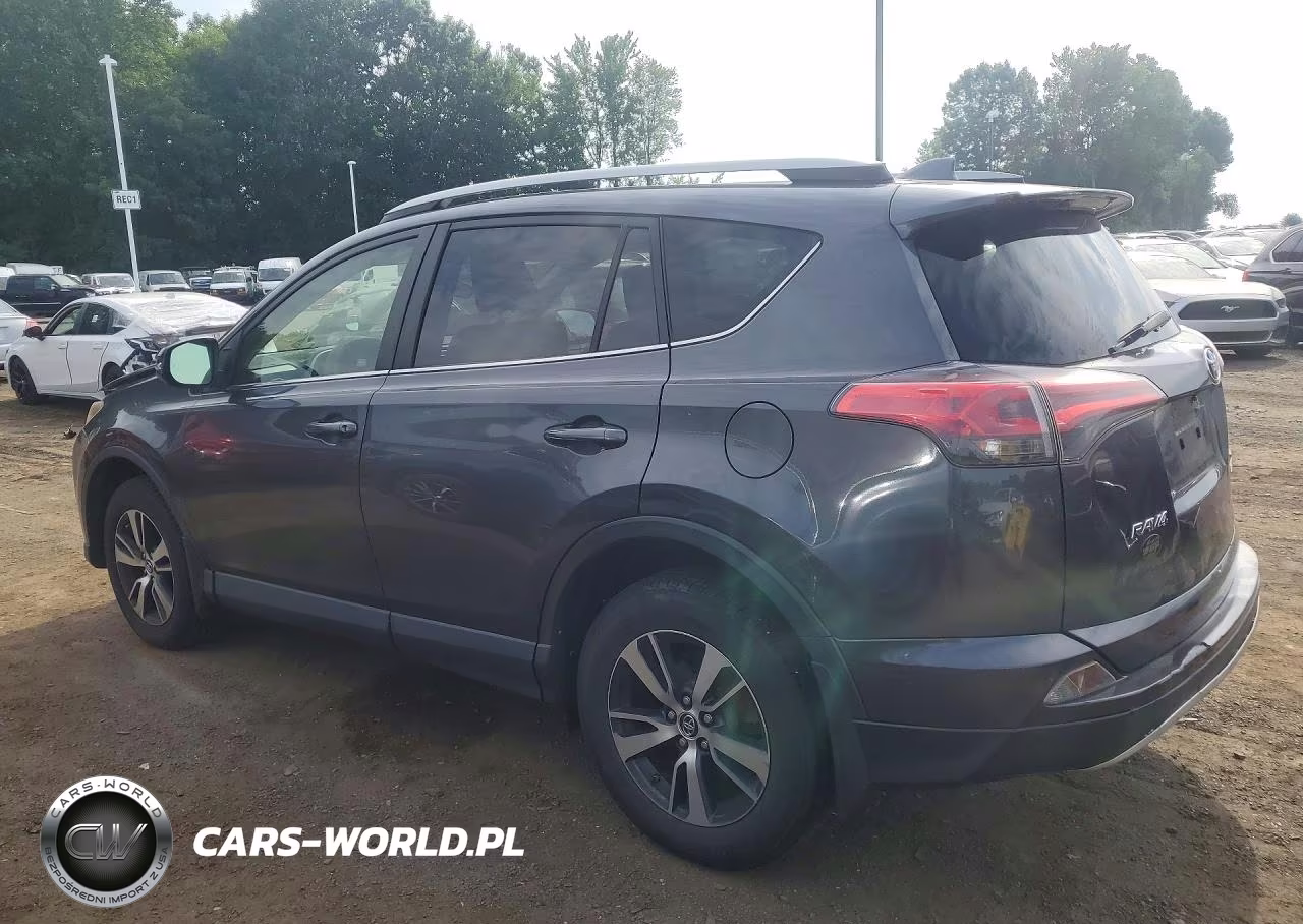 2018 Toyota Rav4 Xle VIN:JTMRFREV7JJ735018 - 2
