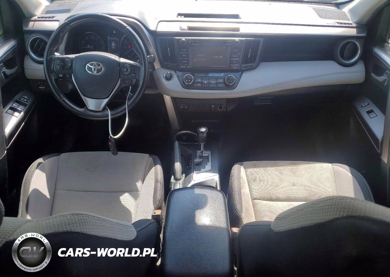 2018 Toyota Rav4 Xle VIN:JTMRFREV7JJ735018 - 8