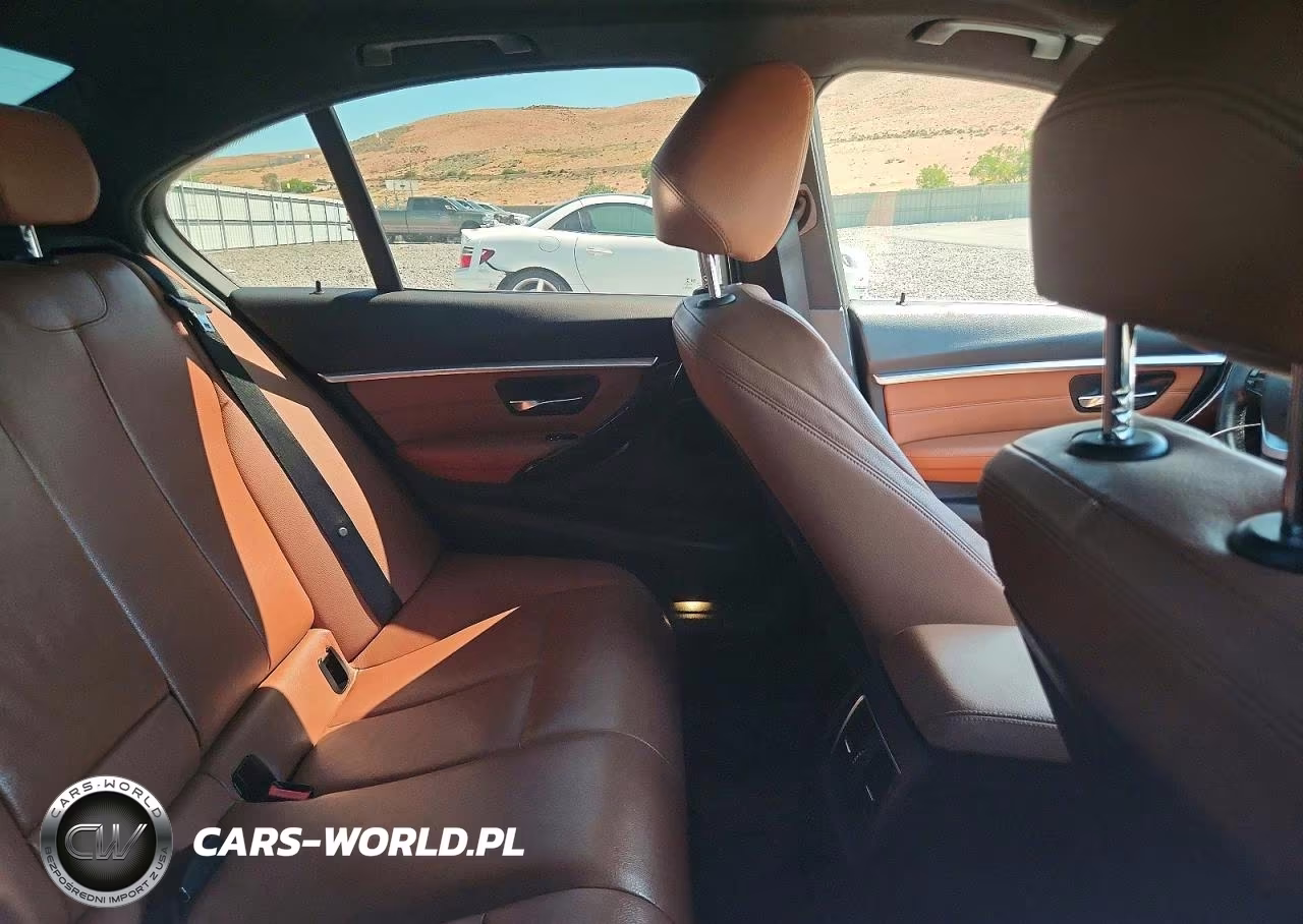 2017 BMW 330 Xi VIN:WBA8D9G36HNU62800 - 10