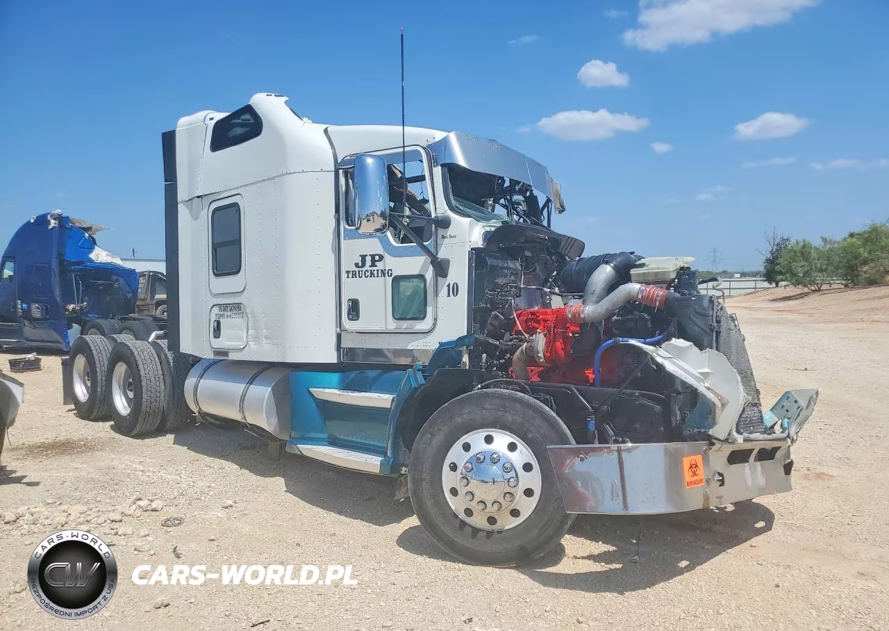 2014 Kenworth T660 Semi Truck VIN:1XKAD49X8EJ401060 - 4