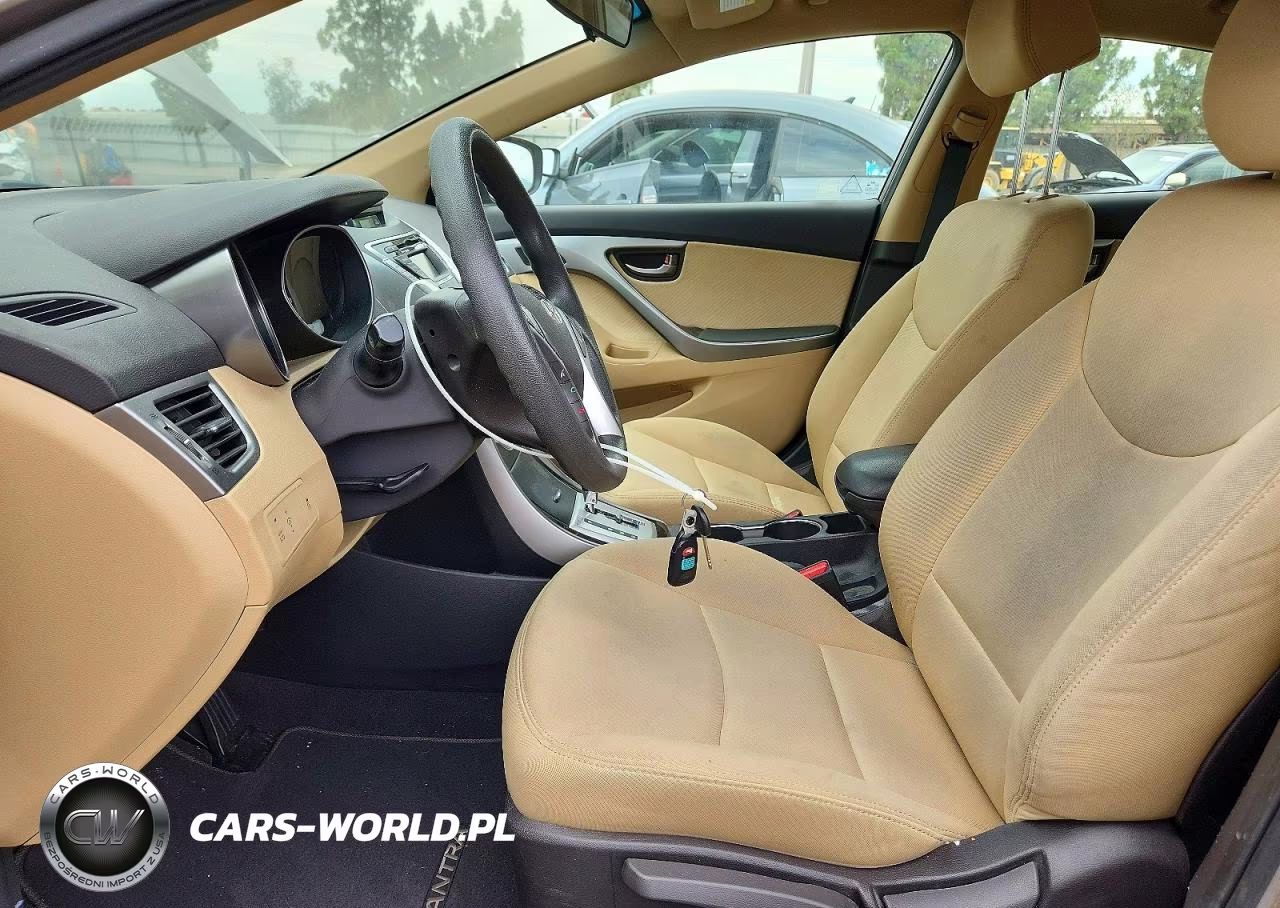 2012 Hyundai Elantra Gls VIN:5NPDH4AE4CH106826 - 7