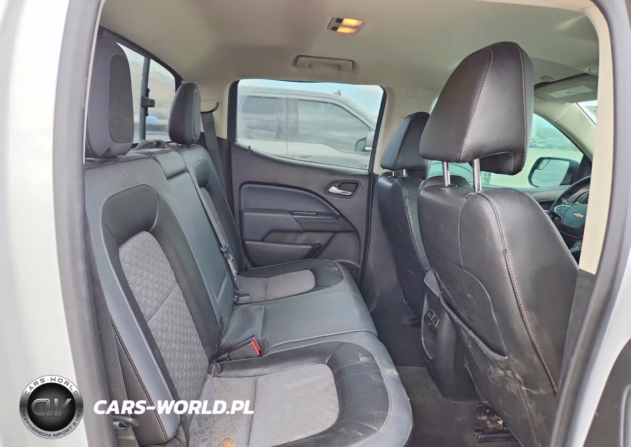 2016 Chevrolet Colorado Z71 VIN:1GCGTDE34G1240818 - 10