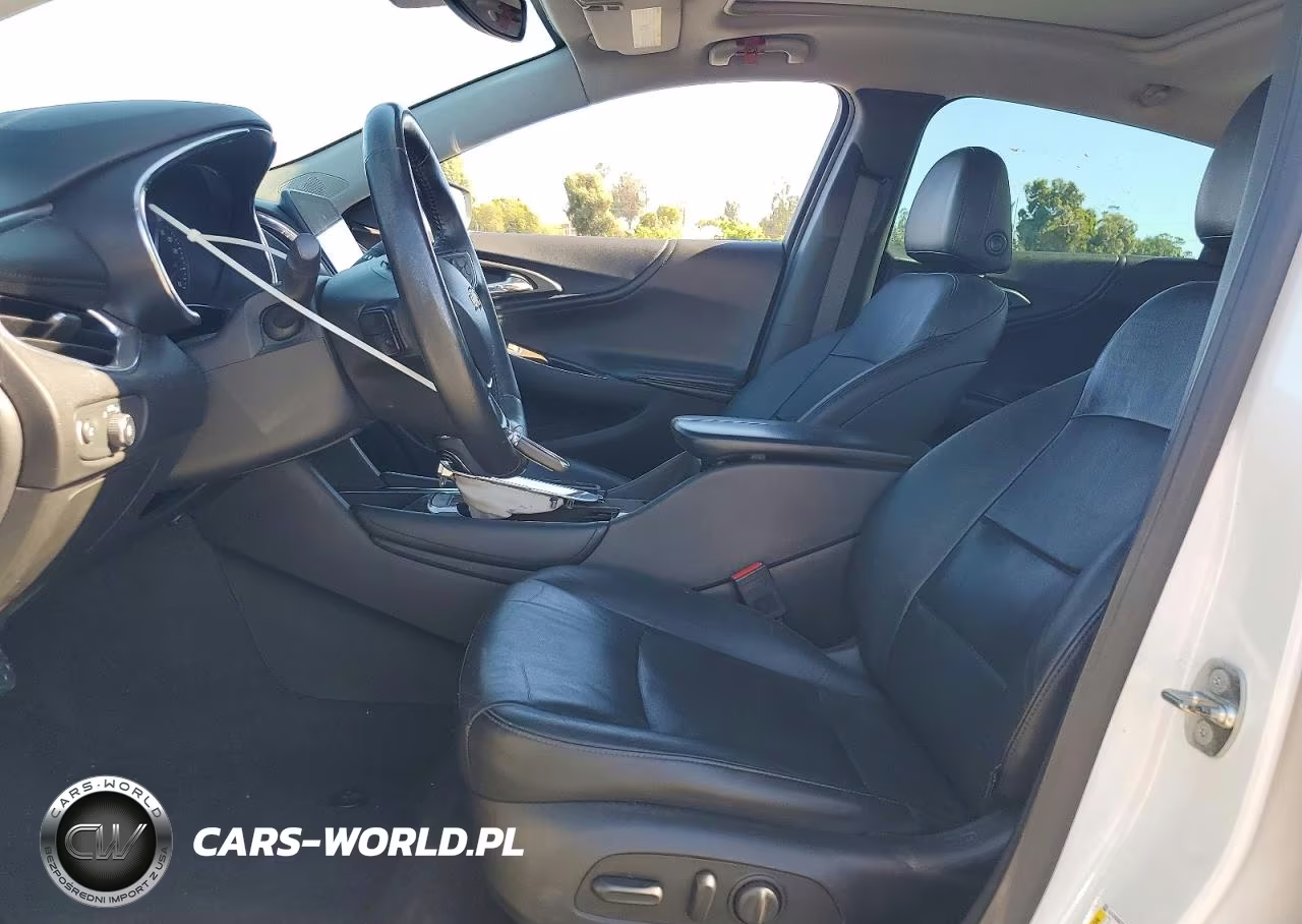 2016 Chevrolet Malibu Premier VIN:1G1ZH5SX7GF149335 - 7