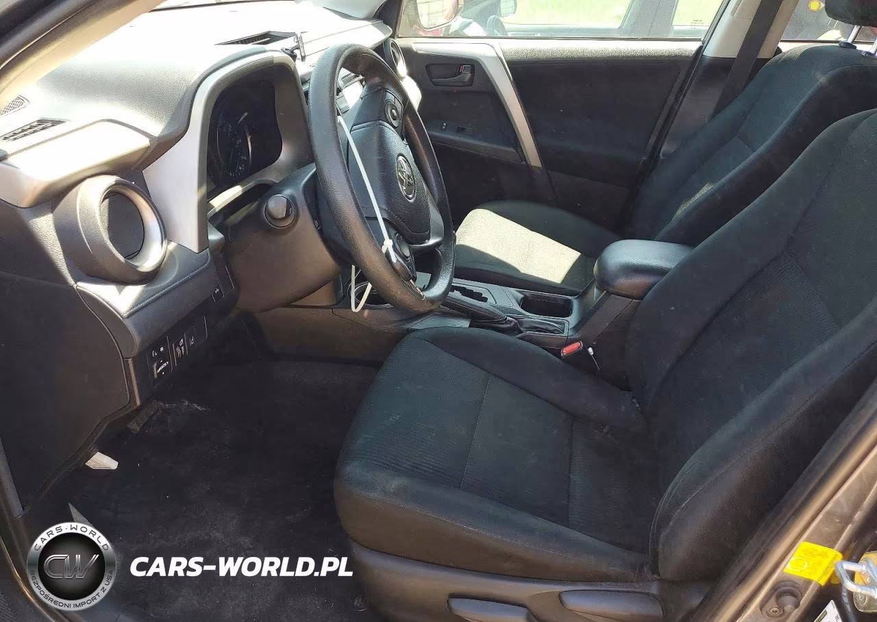 2018 Toyota Rav4 Le VIN:2T3BFREV8JW846289 - 7