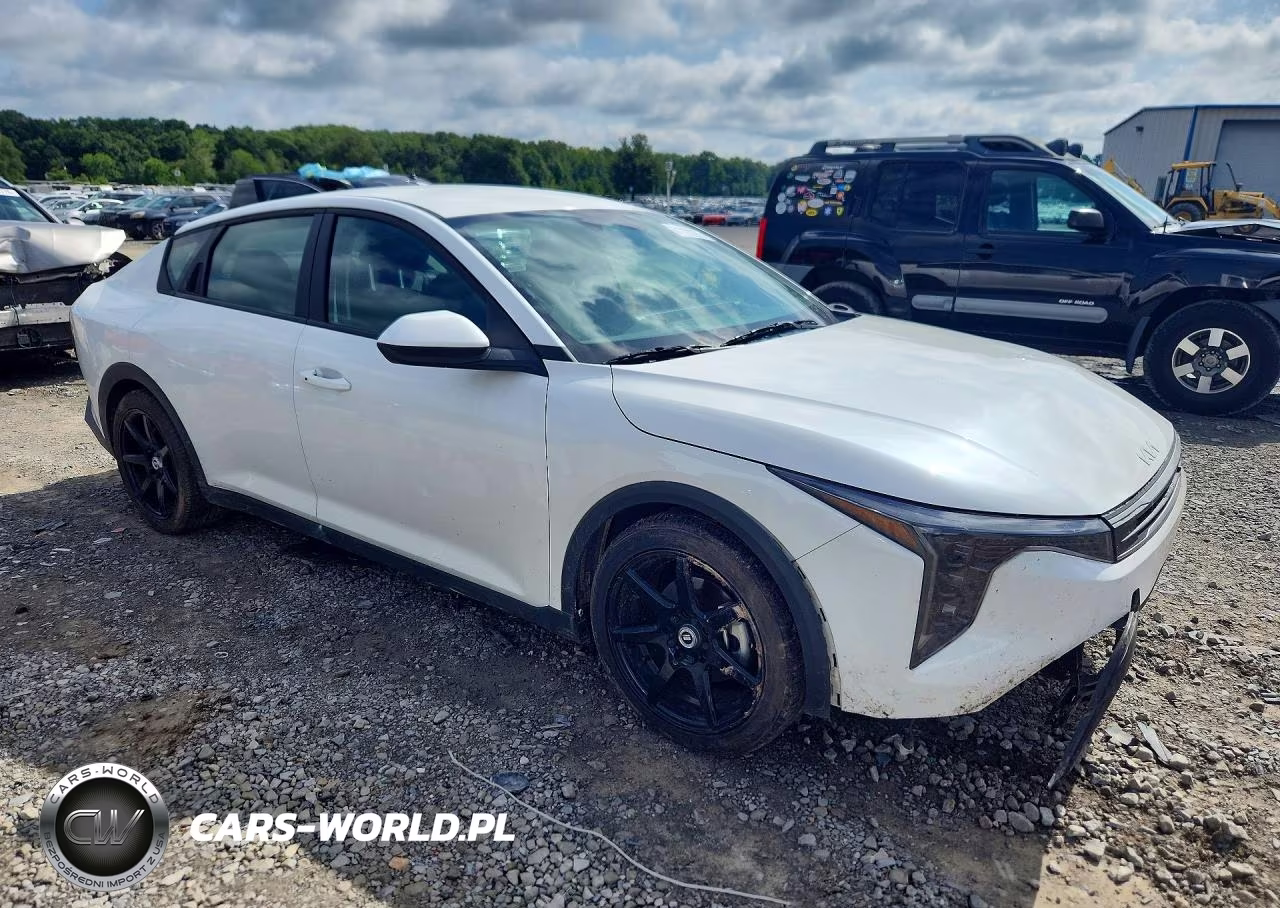 2025 Kia K4 Lx VIN:3KPFT4DE8SE080396 - 4