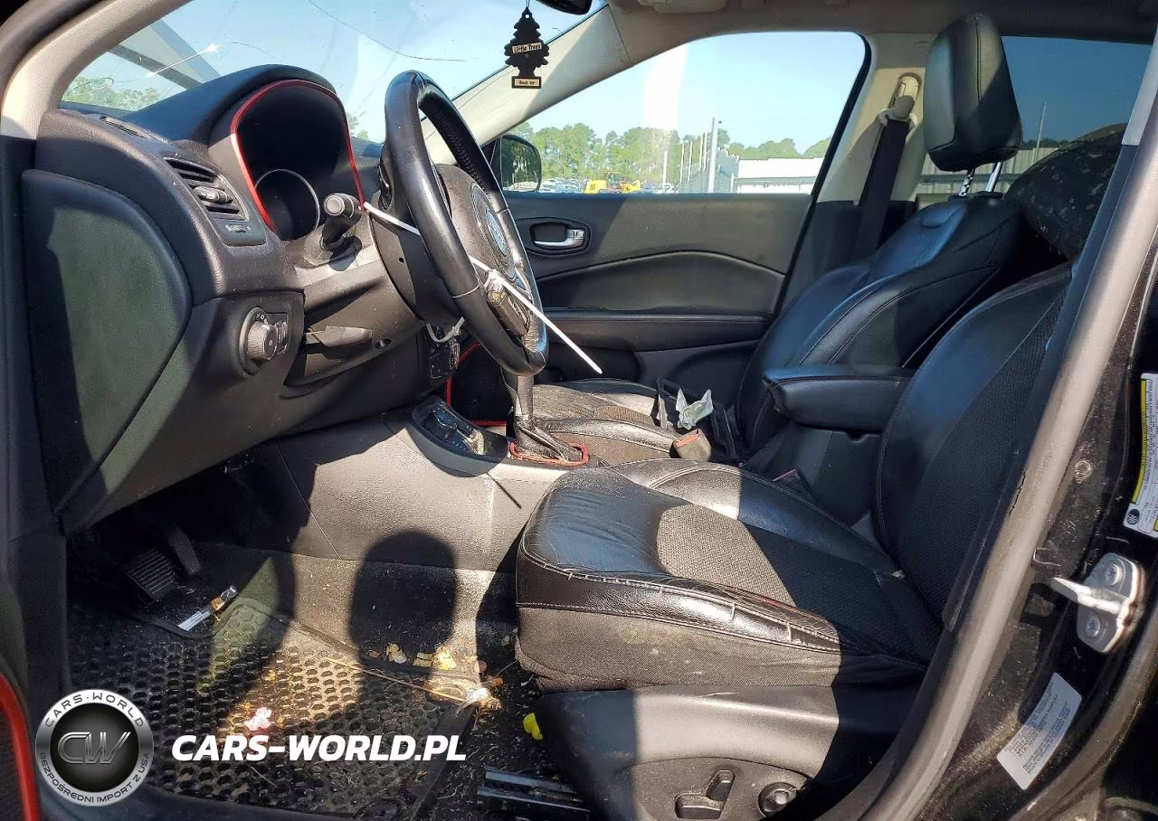 2018 Jeep Compass Trailhawk VIN:3C4NJDDB6JT130746 - 7