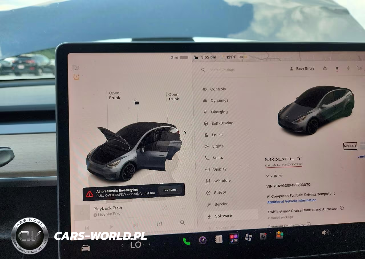 2023 Tesla Model Y VIN:7SAYGDEF4PF703070 - 9