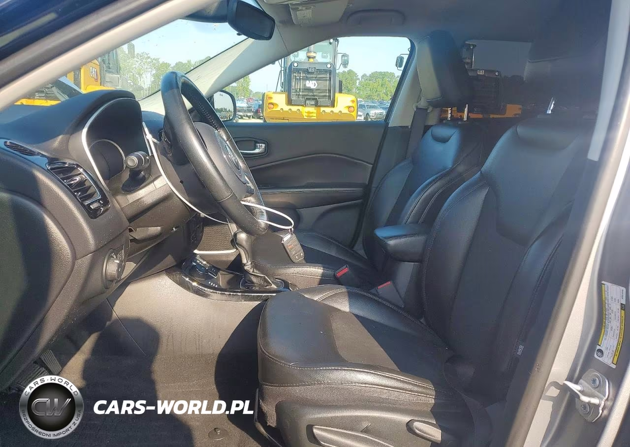2019 Jeep Compass Latitude VIN:3C4NJDBB8KT621226 - 7