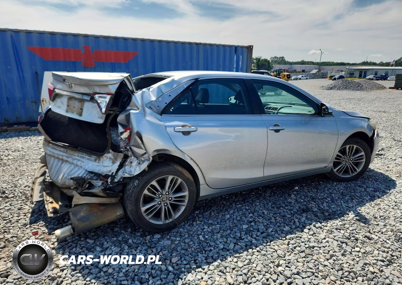 2016 Toyota Camry Se VIN:4T1BF1FK4GU237868 - 3