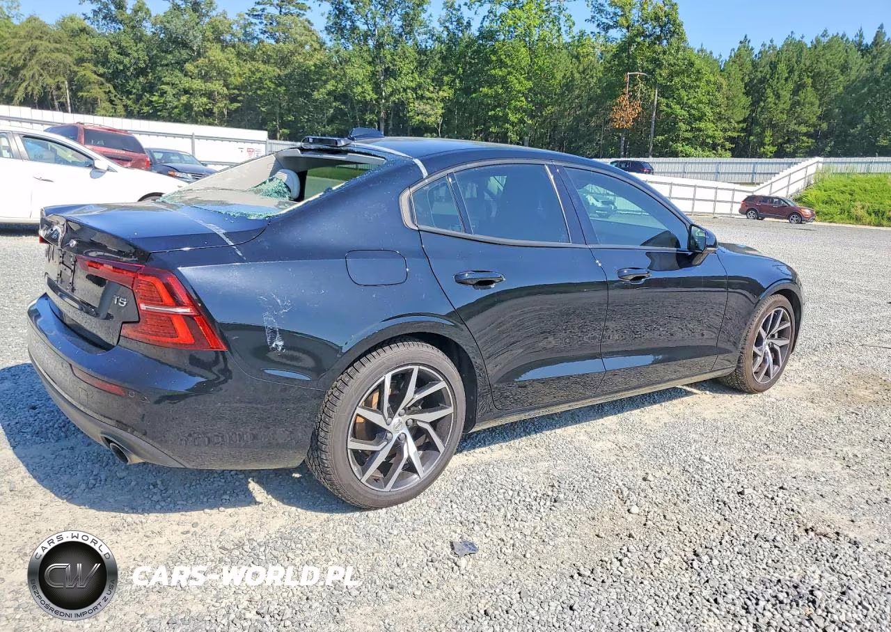 2020 Volvo S60 T5 Momentum VIN:7JR102FK8LG047296 - 3