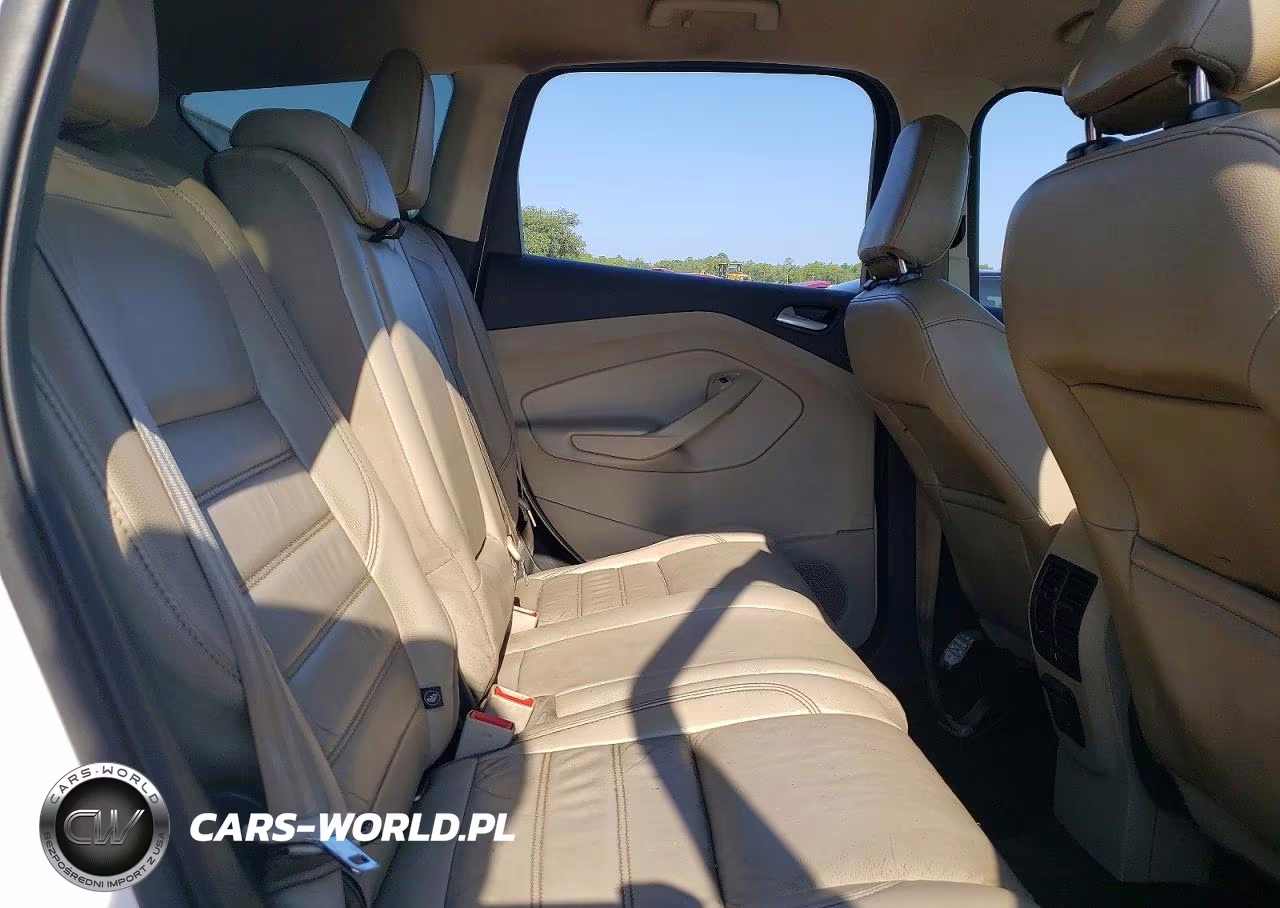 2018 Ford Escape Titanium VIN:1FMCU9J96JUC55129 - 11
