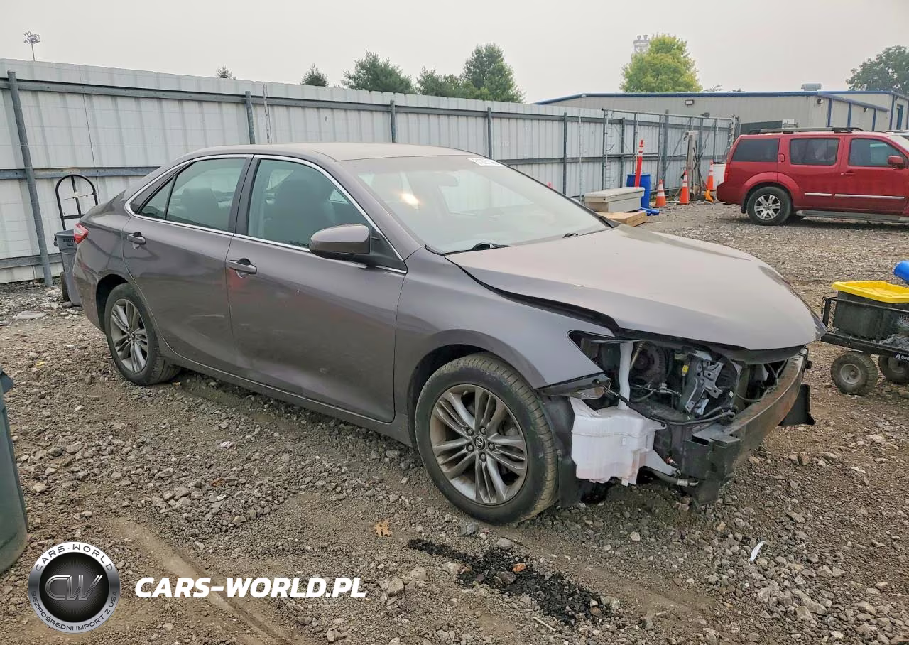 2016 Toyota Camry Se VIN:4T1BF1FK4GU130531 - 4