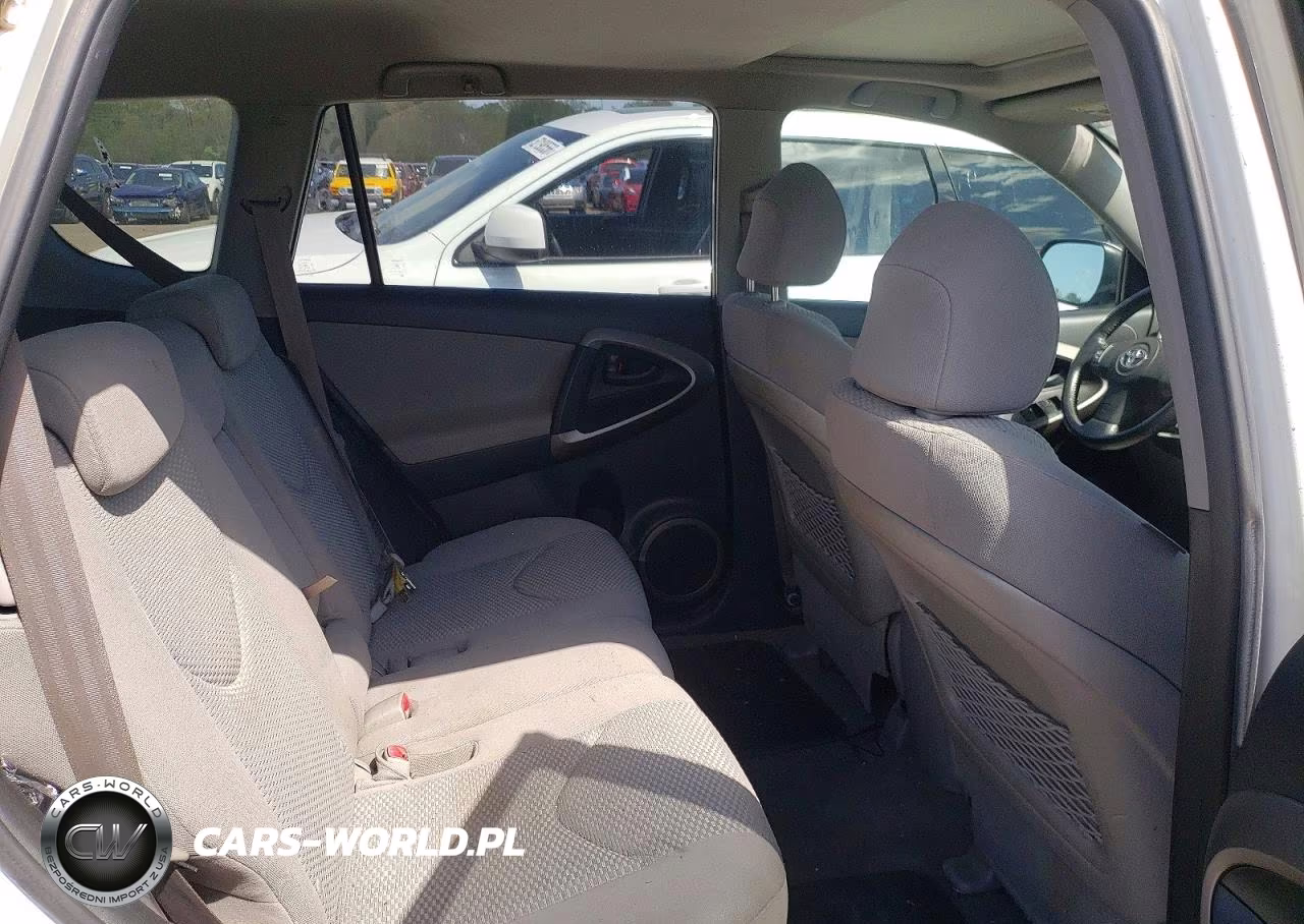 2007 Toyota Rav4 VIN:JTMBD31V675102523 - 10