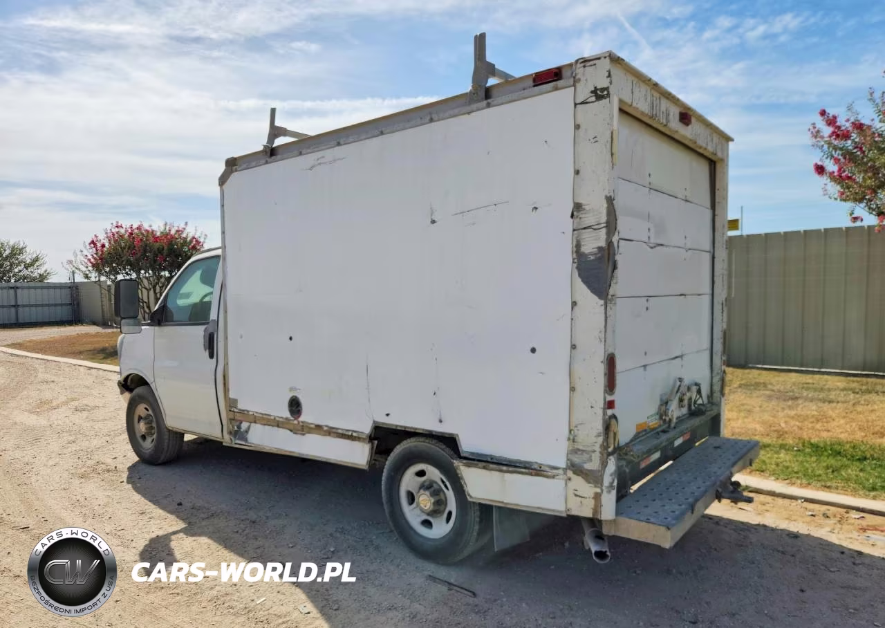 2006 GMC Savana Cutaway G3500 VIN:1GDGG31V261905800 - 2