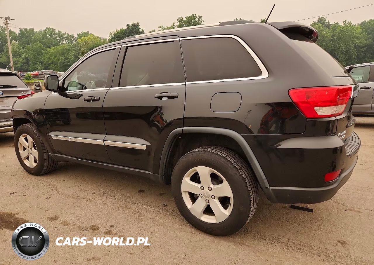 2013 Jeep Grand Cherokee Laredo VIN:1C4RJFAG1DC544417 - 2