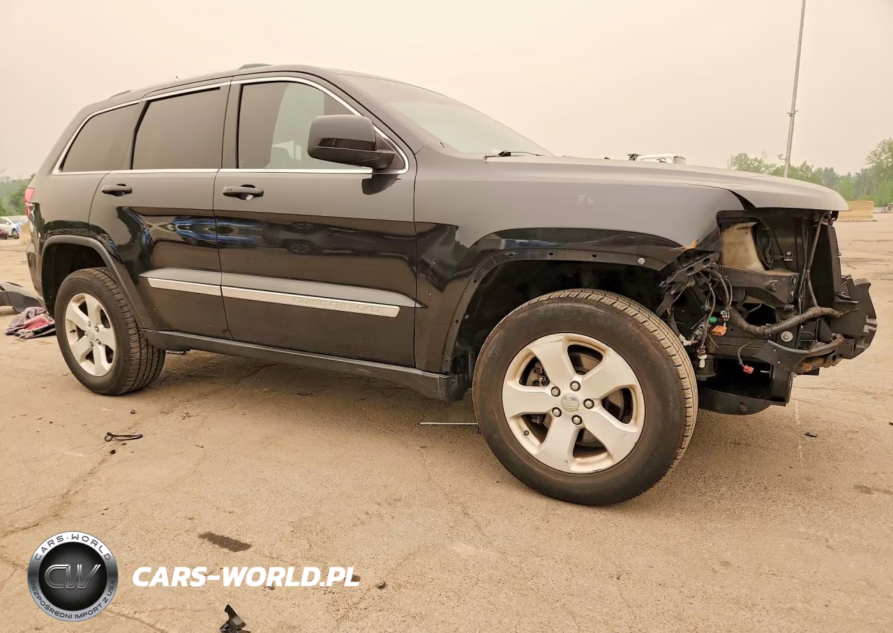 2013 Jeep Grand Cherokee Laredo VIN:1C4RJFAG1DC544417 - 4