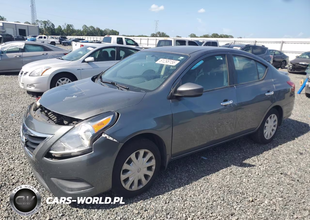 2016 Nissan Versa 1.6 Sv – zdjęcie 1 z 12
