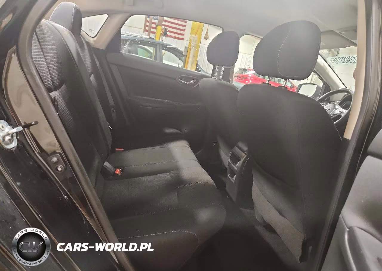 2018 Nissan Sentra S VIN:3N1AB7AP9JY306742 - 10