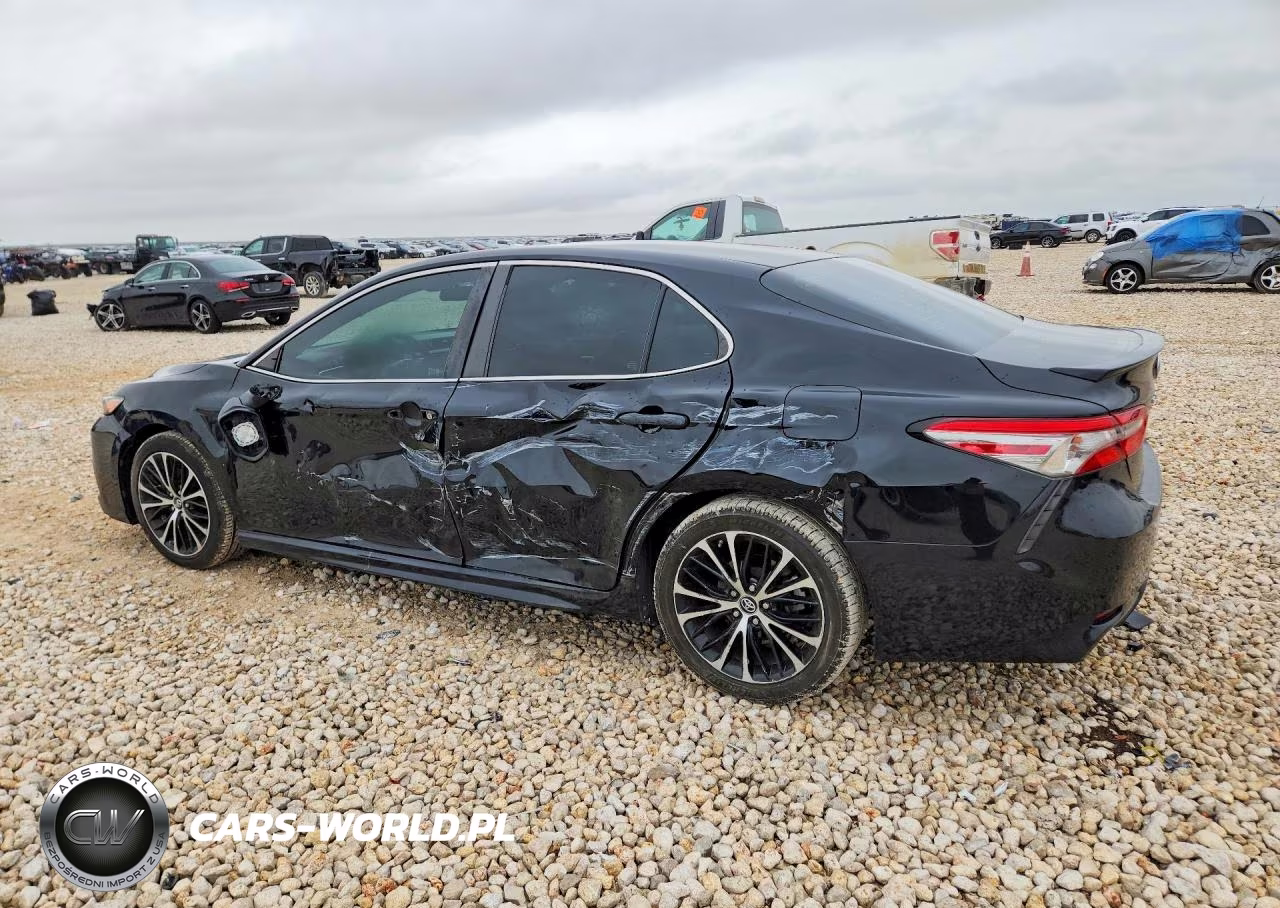 2018 Toyota Camry Se VIN:4T1B11HK4JU085805 - 2