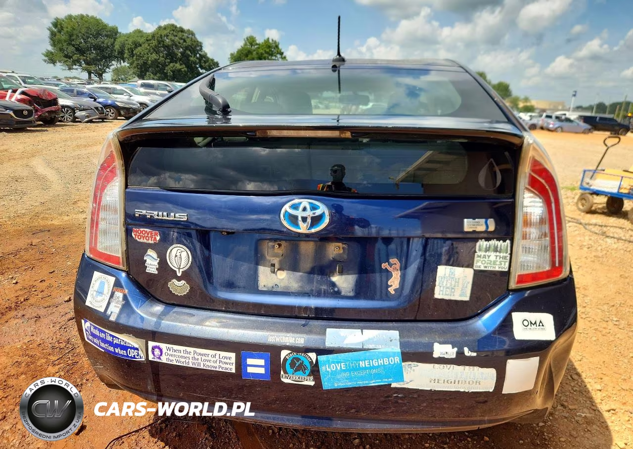 2012 Toyota Prius Four VIN:JTDKN3DU2C1606505 - 6