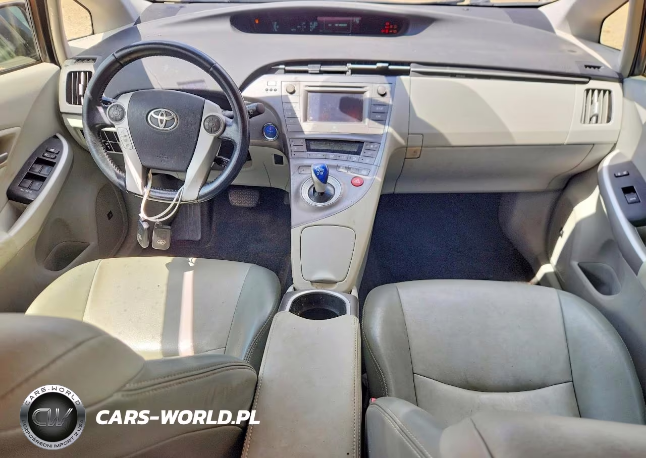 2012 Toyota Prius Four VIN:JTDKN3DU2C1606505 - 8