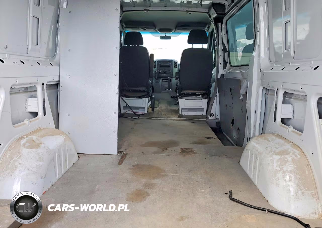 2012 Mercedes-Benz Sprinter 2500 VIN:WD3PE7CC8C5701059 - 10