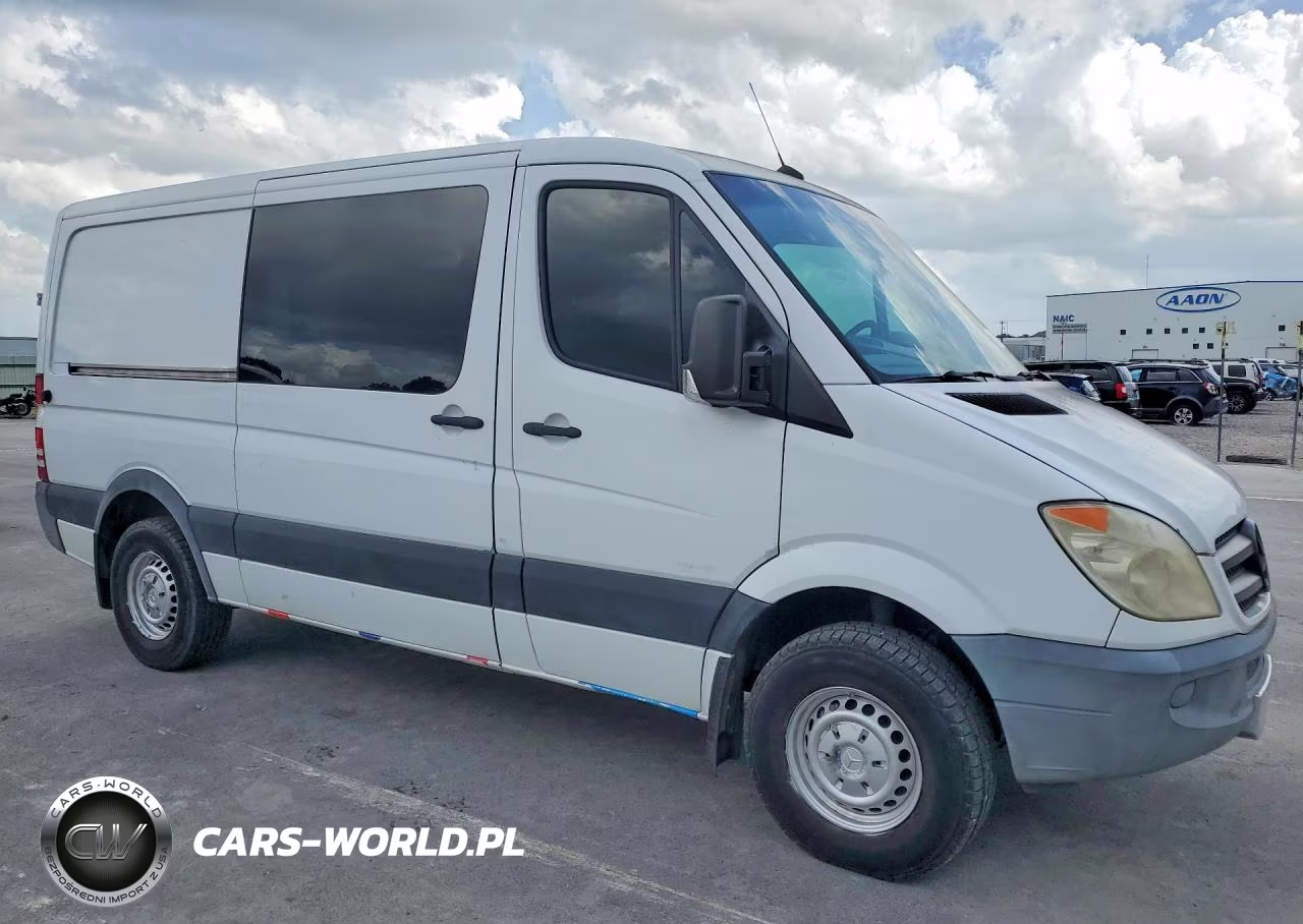 2012 Mercedes-Benz Sprinter 2500 VIN:WD3PE7CC8C5701059 - 4