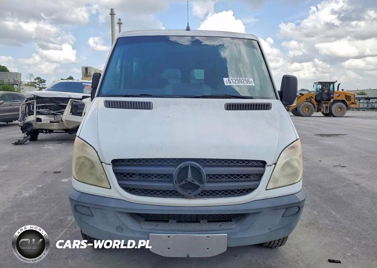 2012 Mercedes-Benz Sprinter 2500 VIN:WD3PE7CC8C5701059 - 5