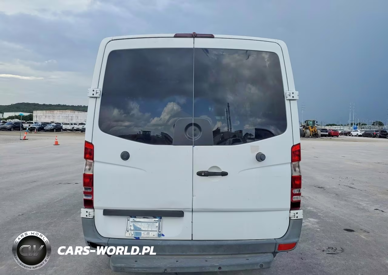 2012 Mercedes-Benz Sprinter 2500 VIN:WD3PE7CC8C5701059 - 6