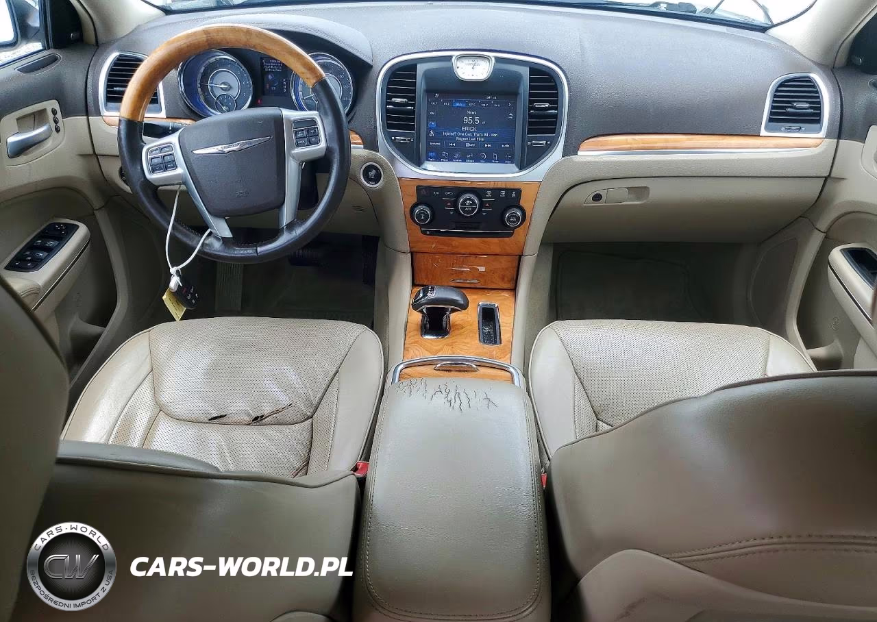 2013 Chrysler 300C VIN:2C3CCAEG2DH658618 - 8